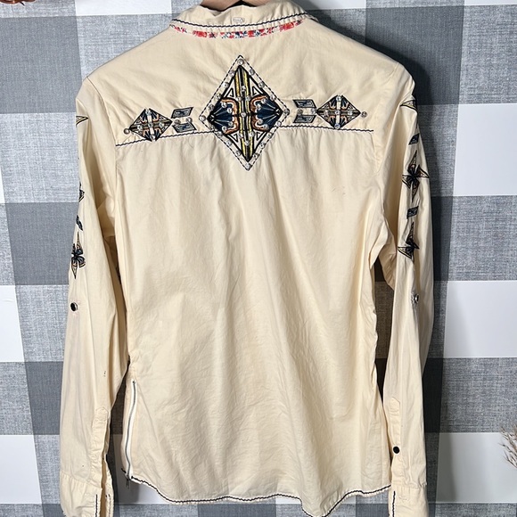 Roar Long Sleeve Button Up - Picture 7 of 9